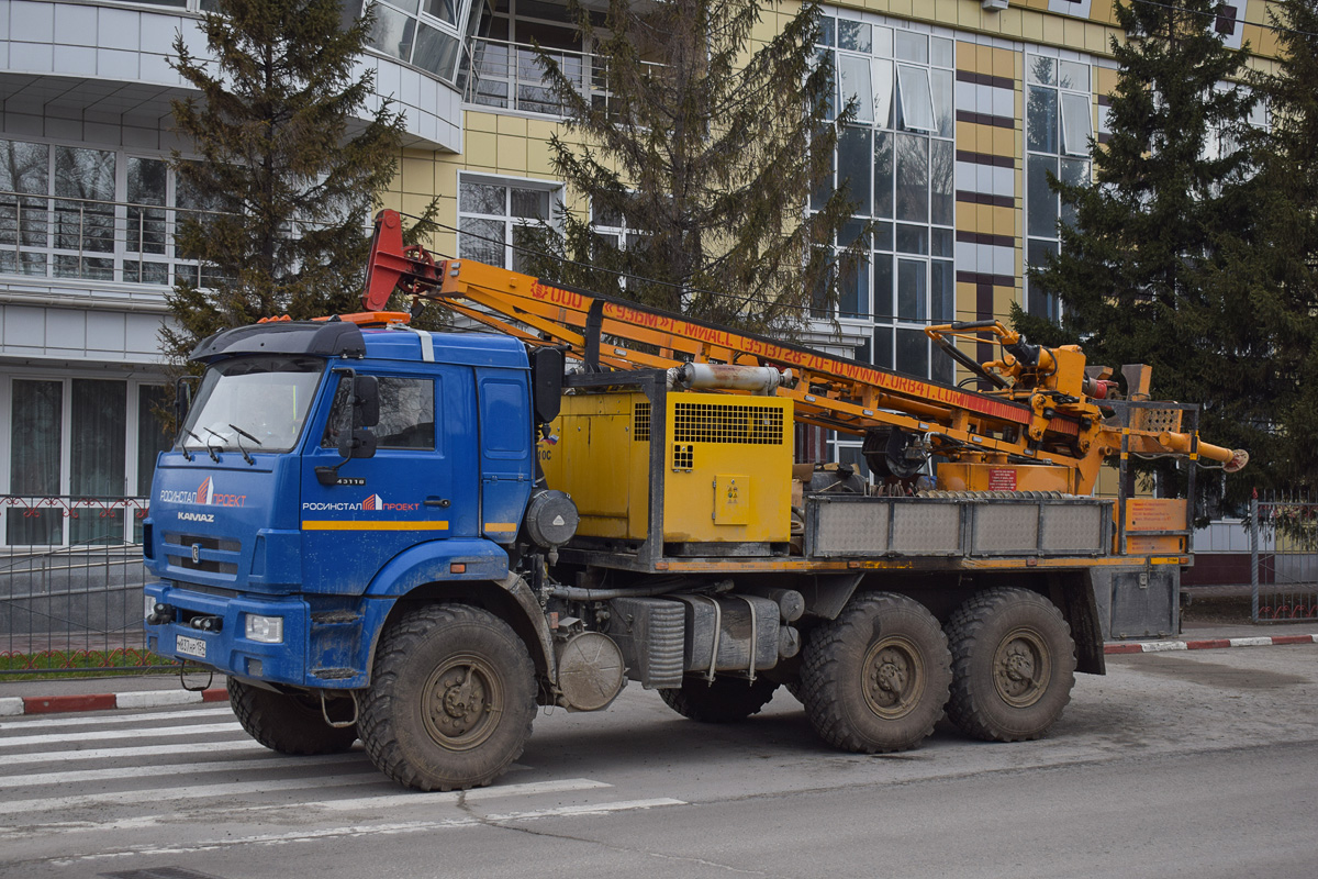 Новосибирская область, № М 837 НР 154 — КамАЗ-43118-RR(76) [431185-R]