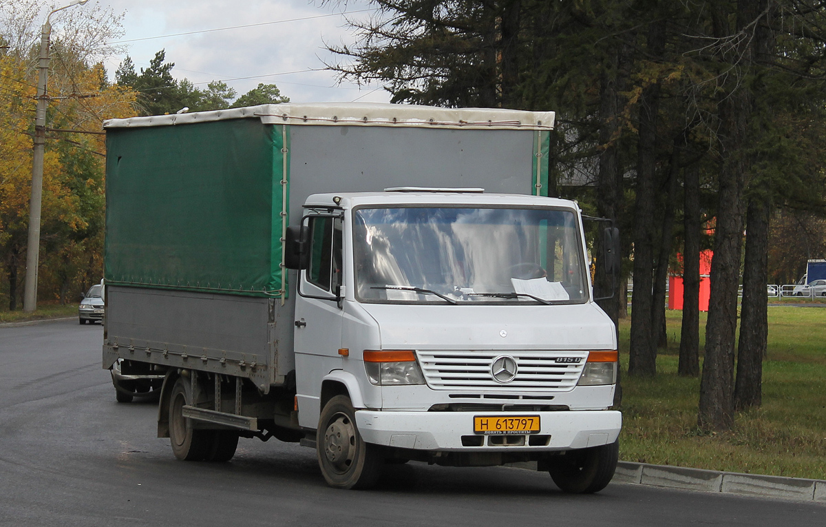 Костанайская область, № H 613797 — Mercedes-Benz Vario 815D