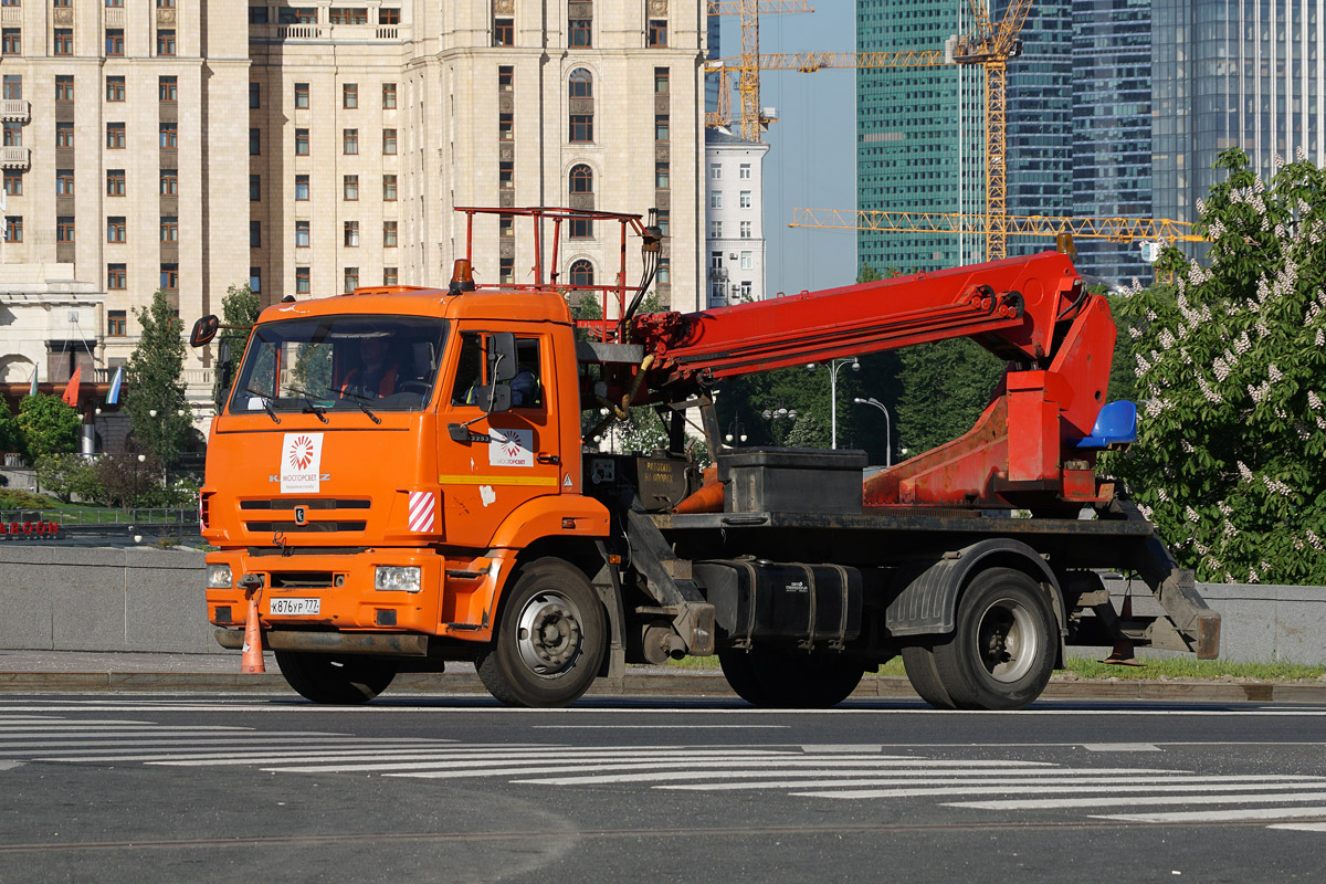 Москва, № К 876 УР 777 — КамАЗ-43253-R4(28)