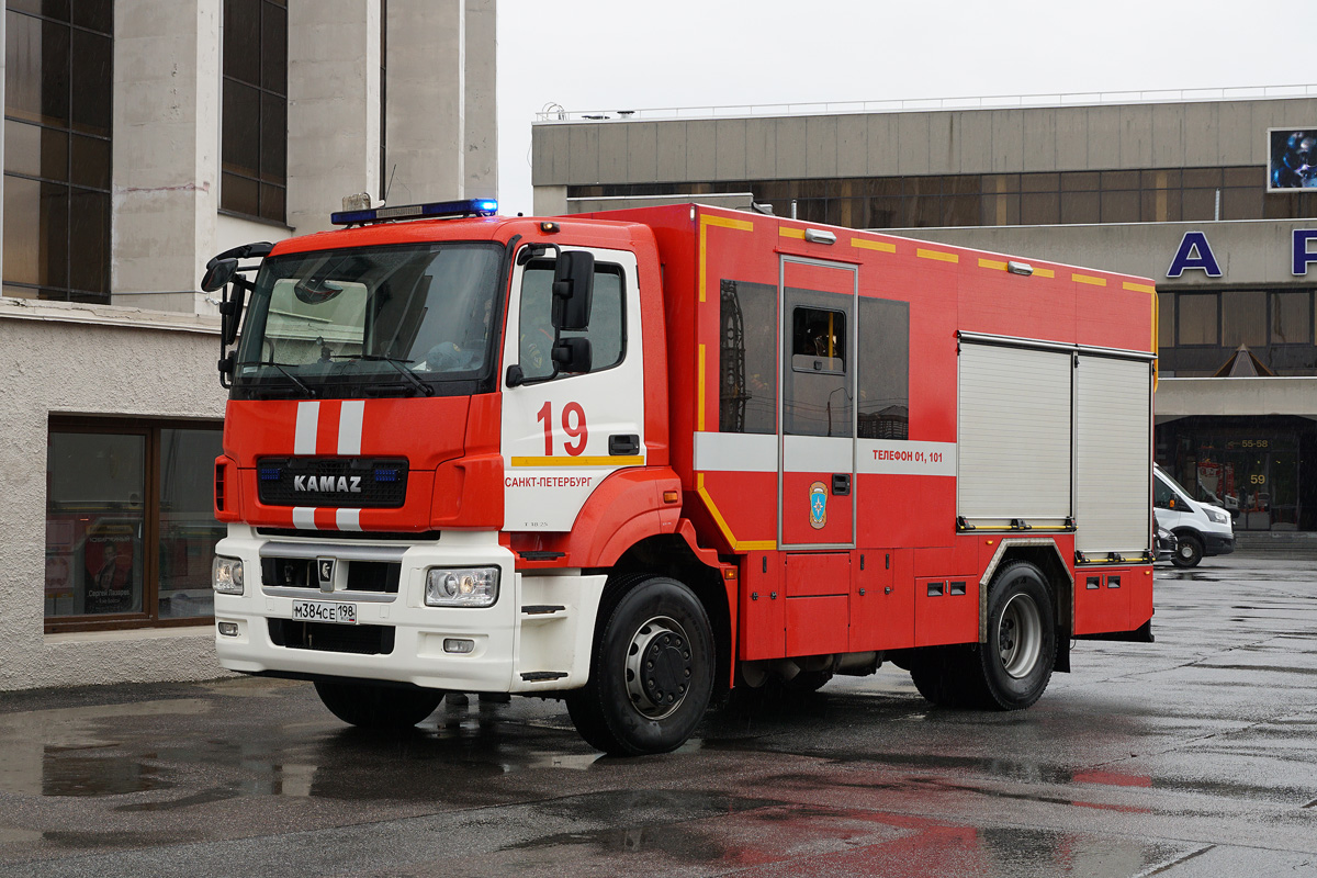 Санкт-Петербург, № М 384 СЕ 198 — КамАЗ-5325-G5(69)