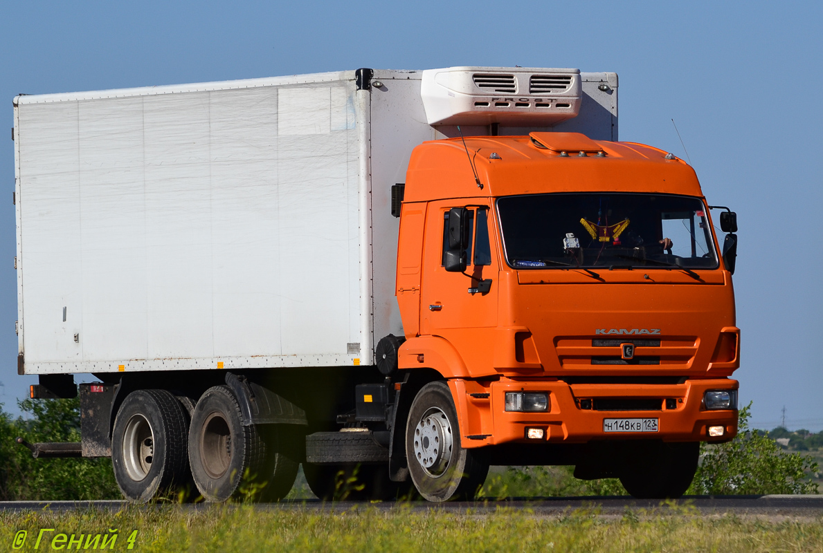 Краснодарский край, № Н 148 КВ 123 — КамАЗ-65115-D3(97)