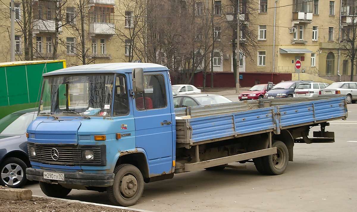 Москва, № М 290 ТУ 97 — Mercedes-Benz T2 ('1967) 508