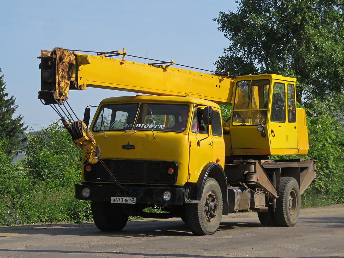 Кировская область, № М 670 НК 43 — МАЗ-5334