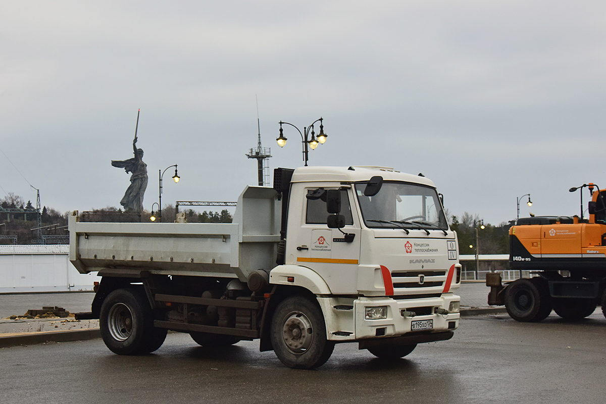 Волгоградская область, № В 195 ХО 134 — КамАЗ-43255-R4(28)