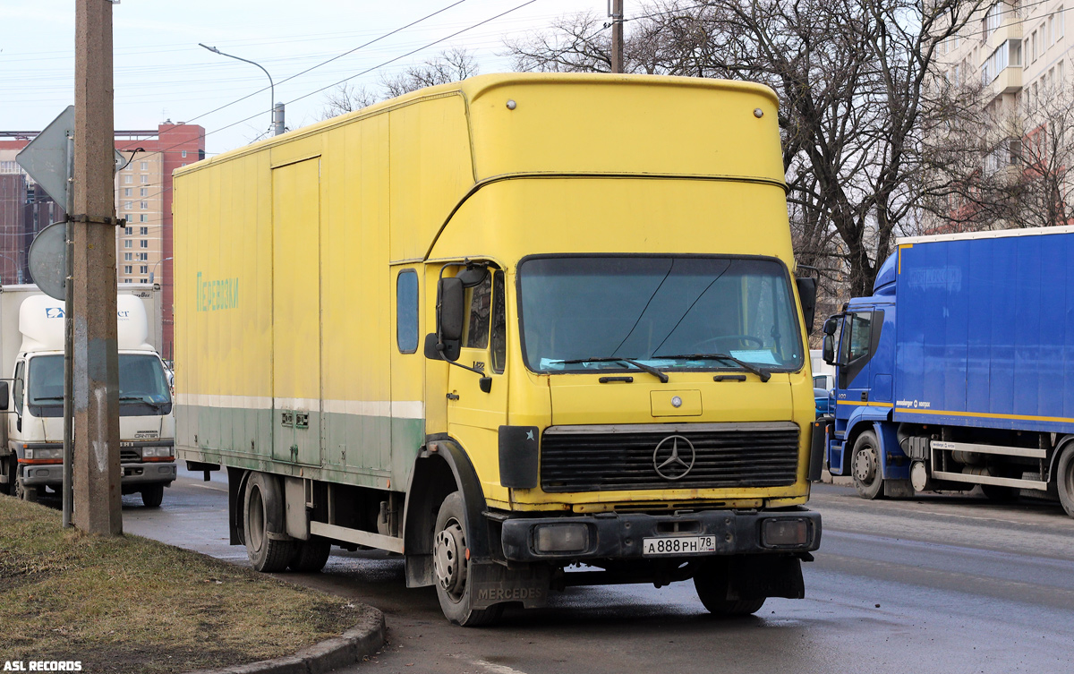 Санкт-Петербург, № А 888 РН 78 — Mercedes-Benz NG 1422