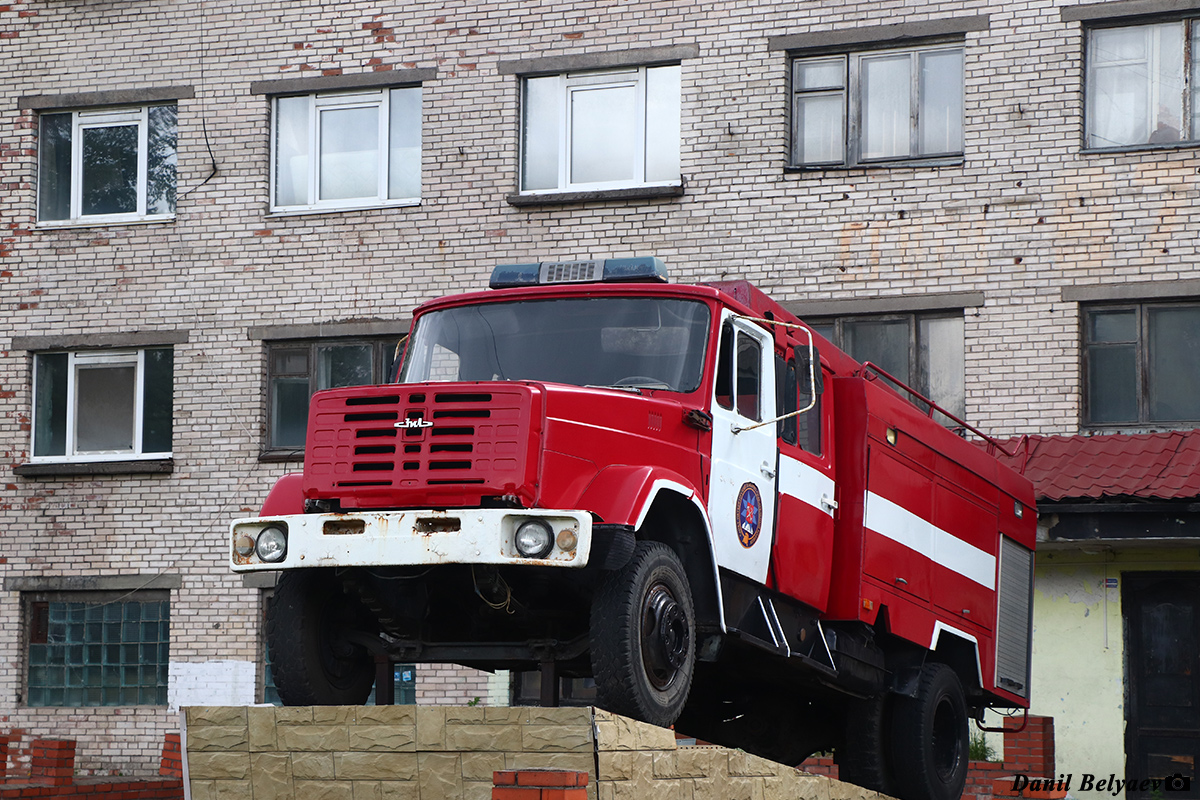Санкт-Петербург, № (78) Б/Н 0042 — ЗИЛ-433104; Техника на постаментах, памятники (Санкт-Петербург); Транспортные средства без номеров (Санкт-Петербург)