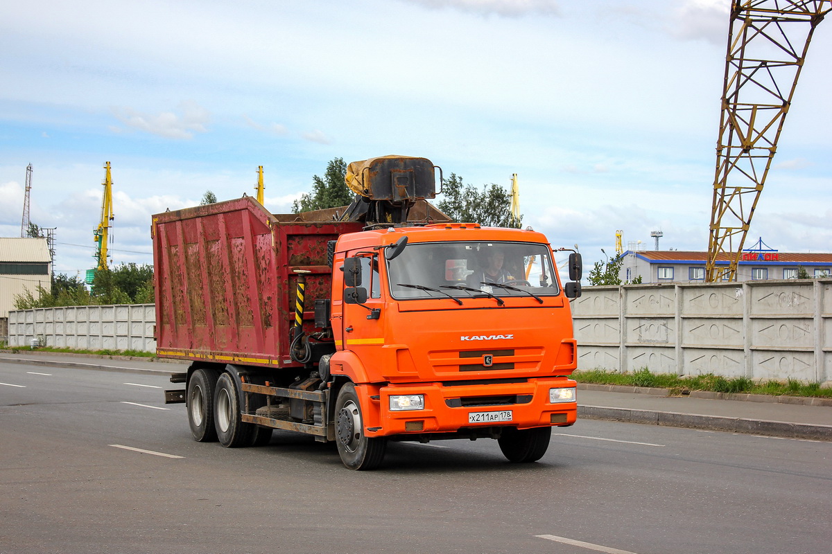 Санкт-Петербург, № Х 211 АР 178 — КамАЗ-65115-L4(19)