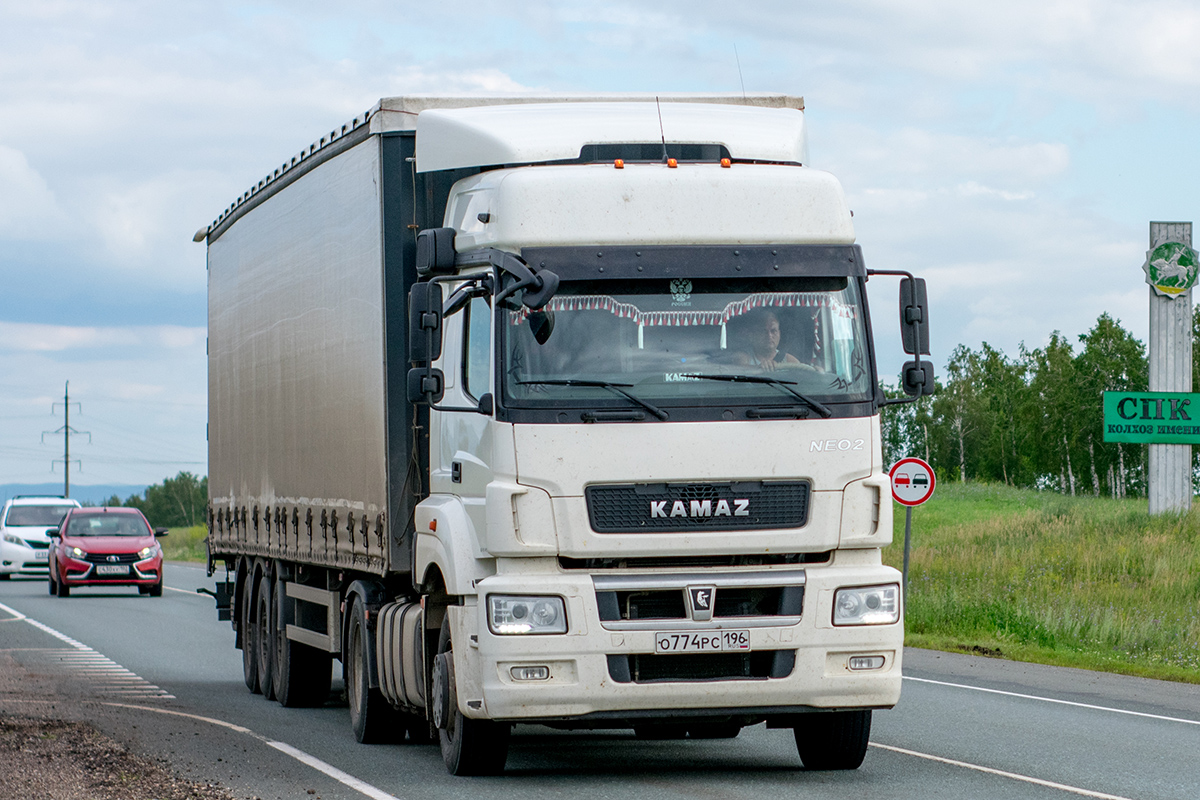 Свердловская область, № О 774 РС 196 — КамАЗ-5490-S5(87)