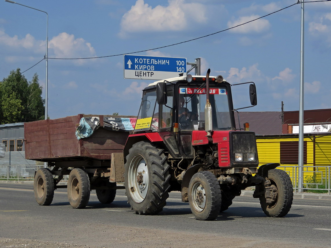 Кировская область, № (43) Б/Н СТ 0107 — Беларус-892; Кировская область — Спецтехника с нечитаемыми на фото номерами