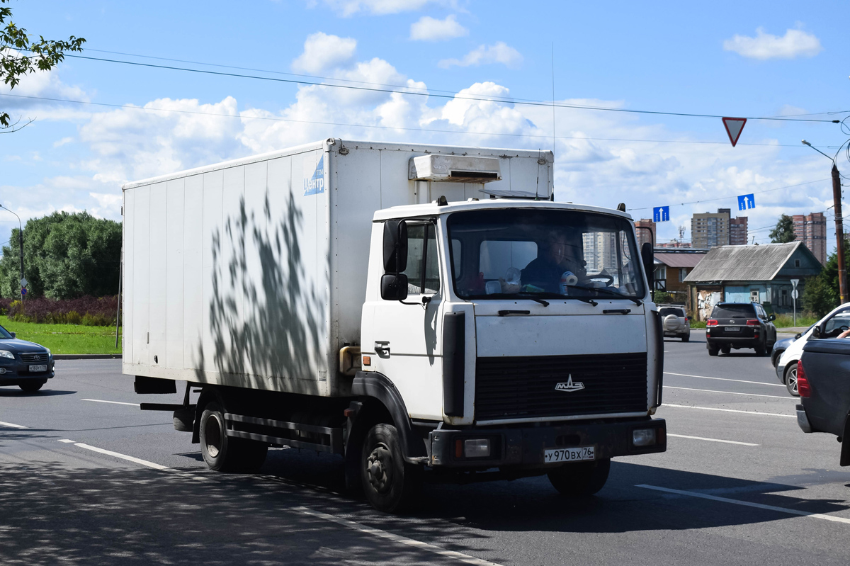 Ярославская область, № У 970 ВХ 76 — МАЗ-437043