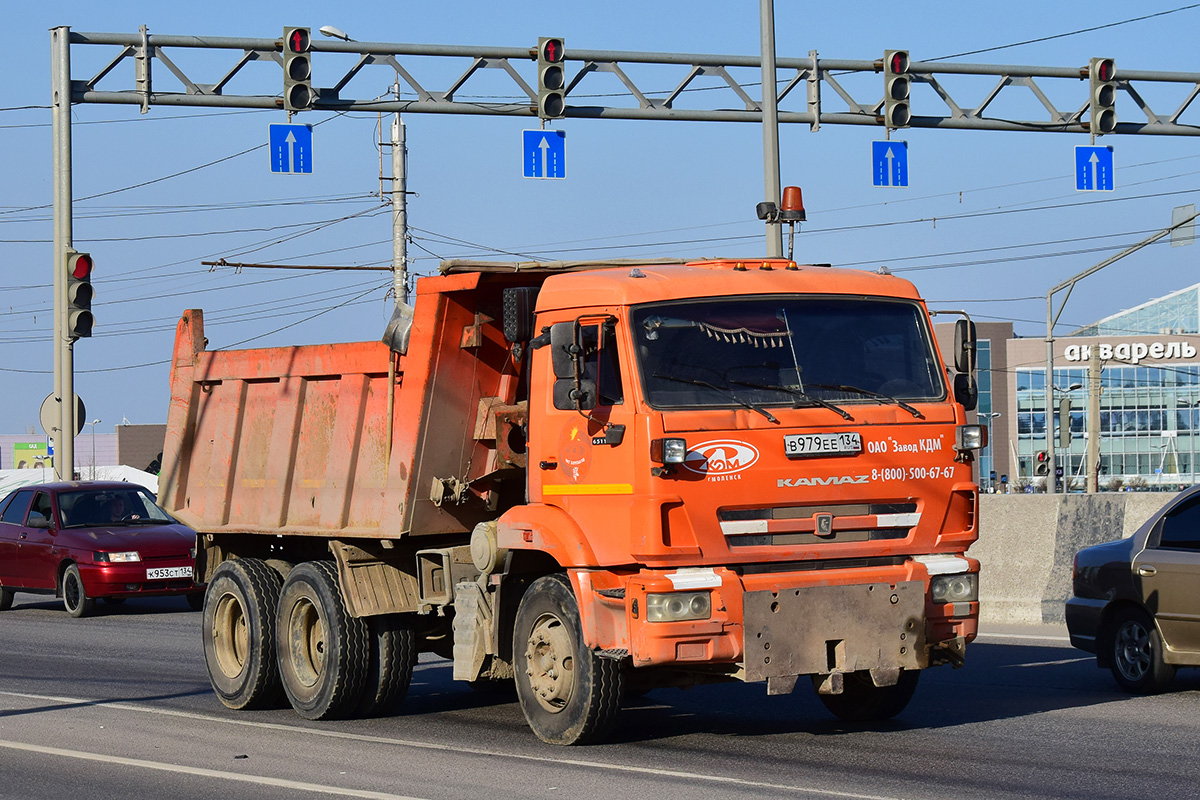 Волгоградская область, № В 979 ЕЕ 134 — КамАЗ-65115-L4(19)