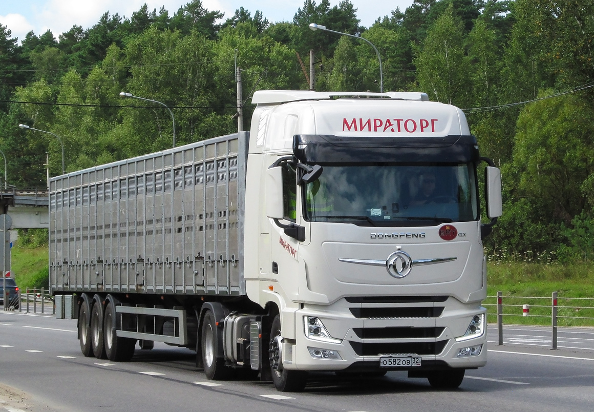 Брянская область, № О 582 ОВ 32 — Dongfeng GX DFH4180