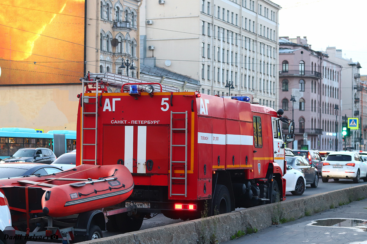 Санкт-Петербург, № В 434 УМ 178 — КамАЗ-43253-R4(28)