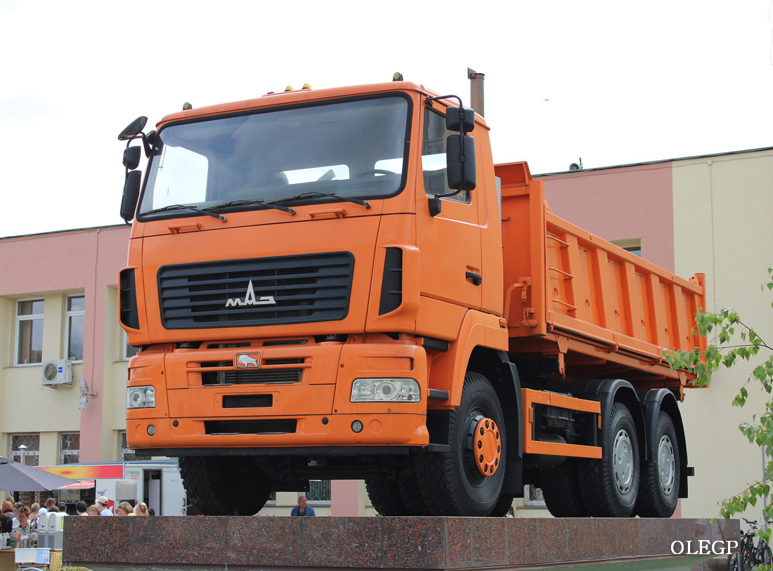 Минск, № (BY-7) Б/Н 0026 — МАЗ-6501 (общая модель); Техника на постаментах, памятники (Минск); Минск — День открытых дверей ОАО "Минский автомобильный завод"; Транспортные средства без номеров (Минск)
