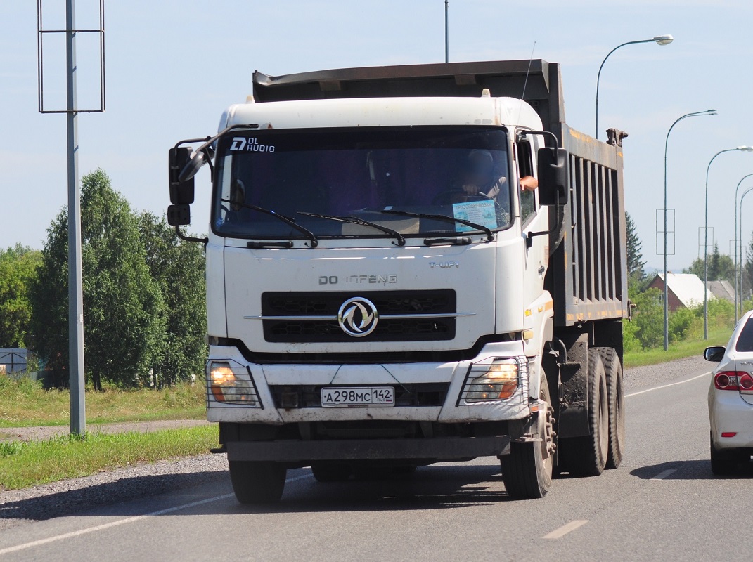Кемеровская область, № А 298 МС 142 — Dongfeng KC DFL3251