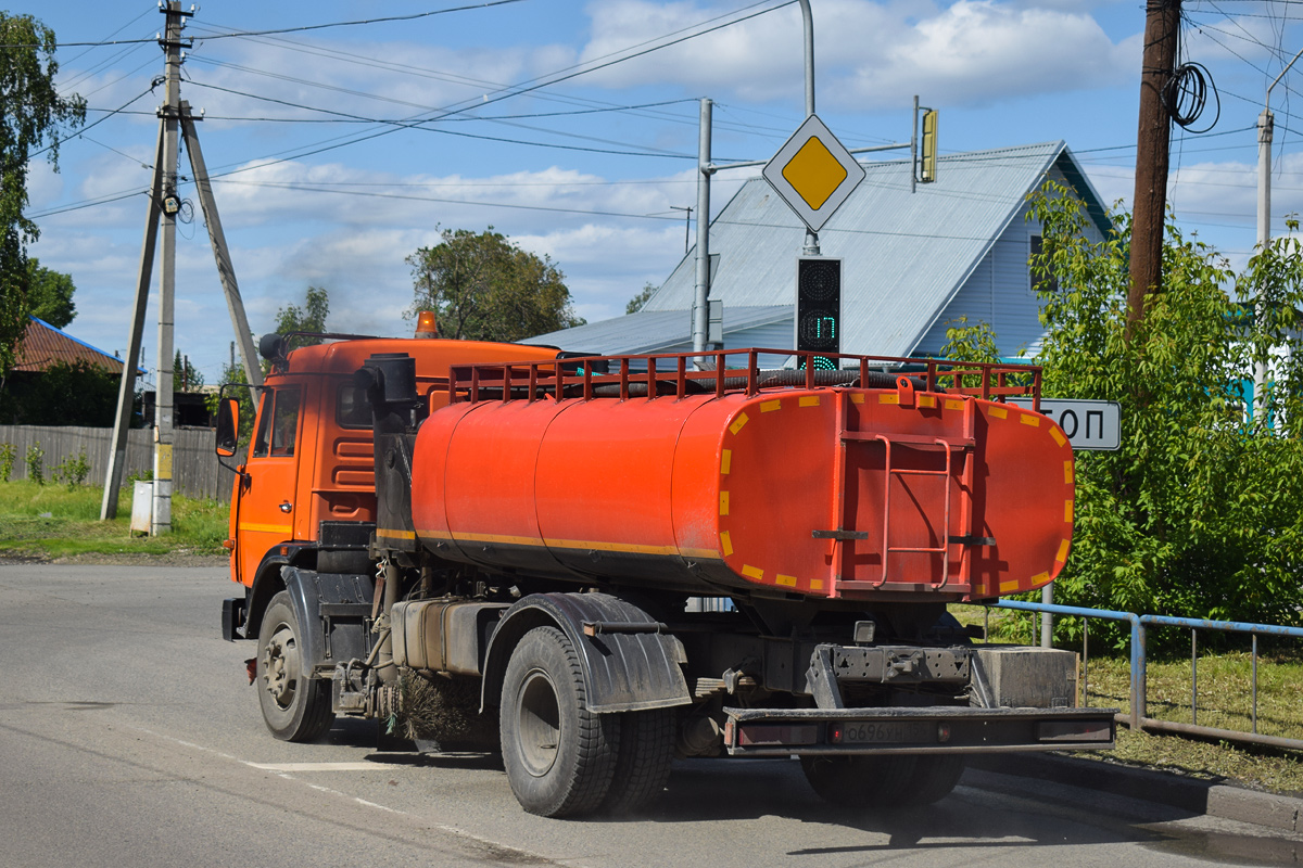 Новосибирская область, № О 696 УН 154 — КамАЗ-43253-A3(96)
