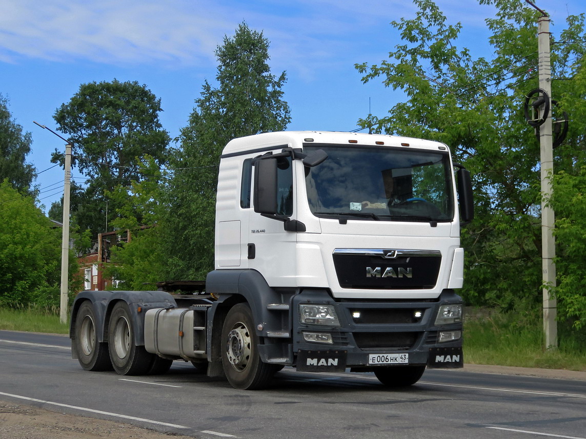 Кировская область, № Е 006 НК 43 — MAN TGS 26.440