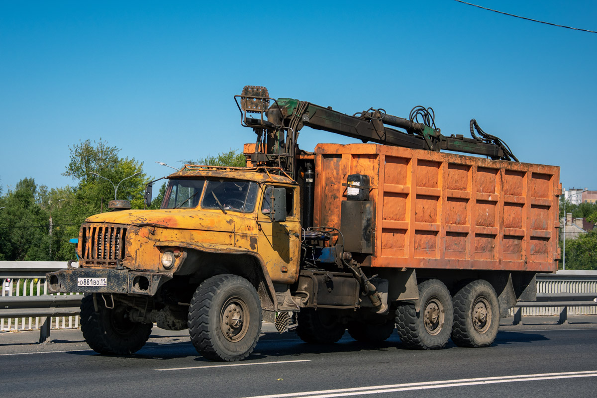 Архангельская область, № О 881 ВО 11 — Урал-4320-40