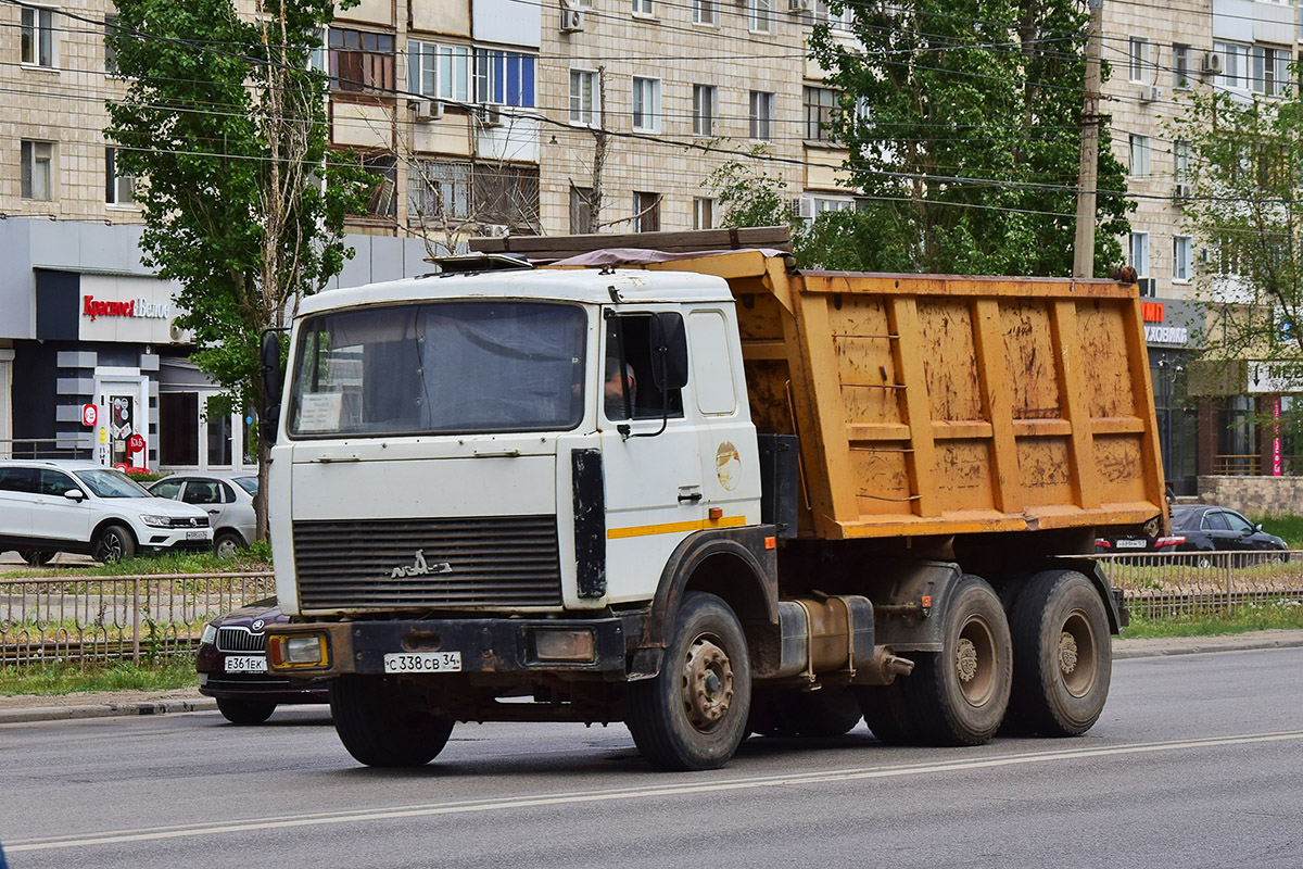 Калмыкия, № С 338 СВ 34 — МАЗ-551605