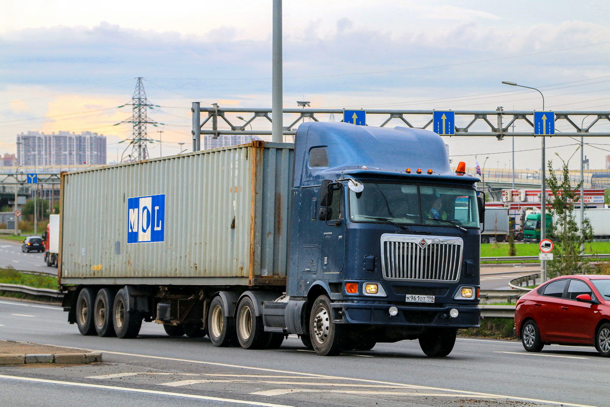 Санкт-Петербург, № К 961 ОТ 198 — International 9800i