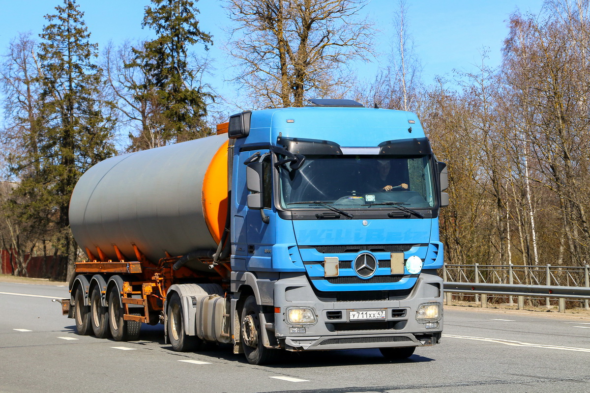Ленинградская область, № У 711 ХХ 47 — Mercedes-Benz Actros ('2009) 1844
