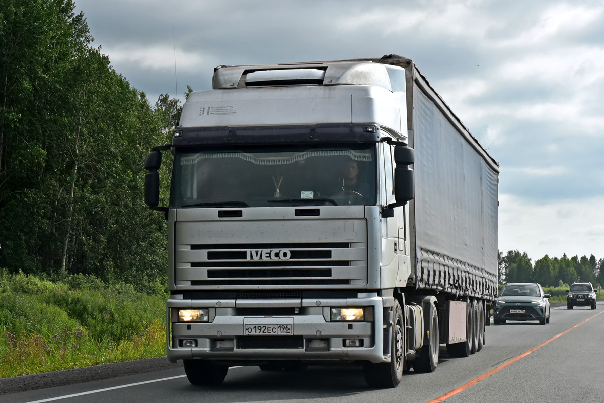 Свердловская область, № О 192 ЕС 196 — IVECO EuroStar
