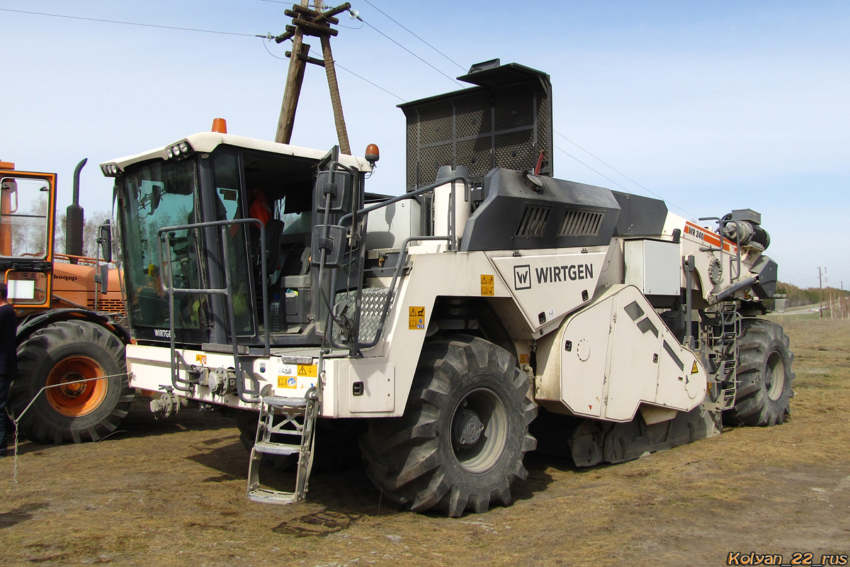 Алтайский край, № 5575 ЕК 22 — Wirtgen WR 240
