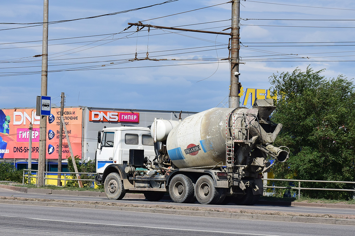 Волгоградская область, № С 532 ОЕ 34 — МАЗ-6303A3