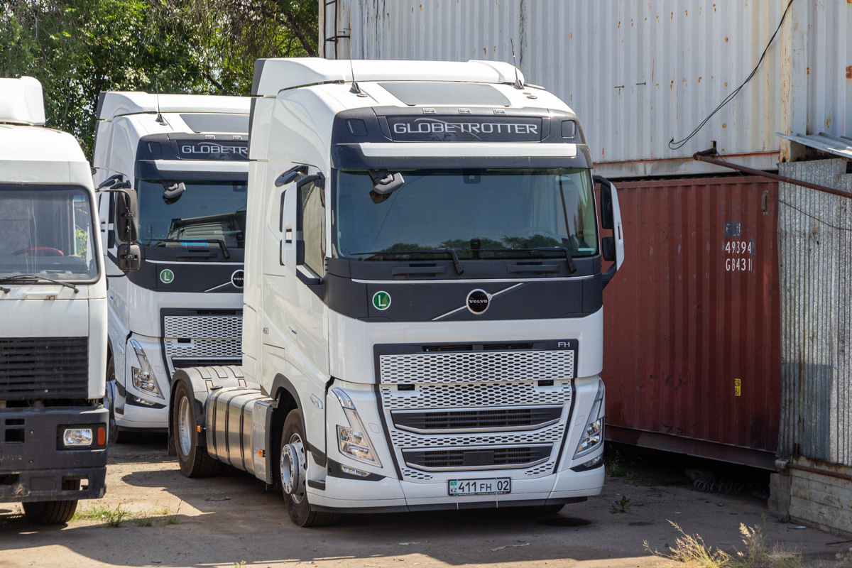 Алматы, № 411 FH 02 — Volvo ('2024) FH.460