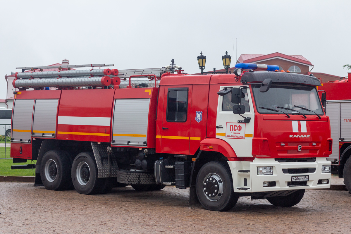 Тюменская область, № А 404 МУ 156 — КамАЗ-6520-53