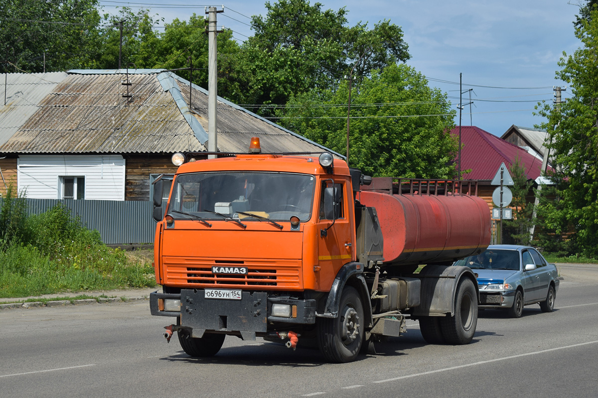 Новосибирская область, № О 696 УН 154 — КамАЗ-43253-A3(96)