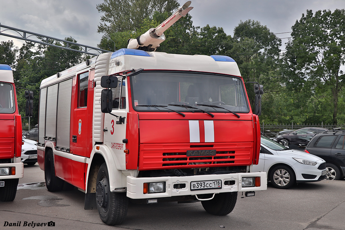 Санкт-Петербург, № В 393 СС 178 — КамАЗ-43253-A3(96)
