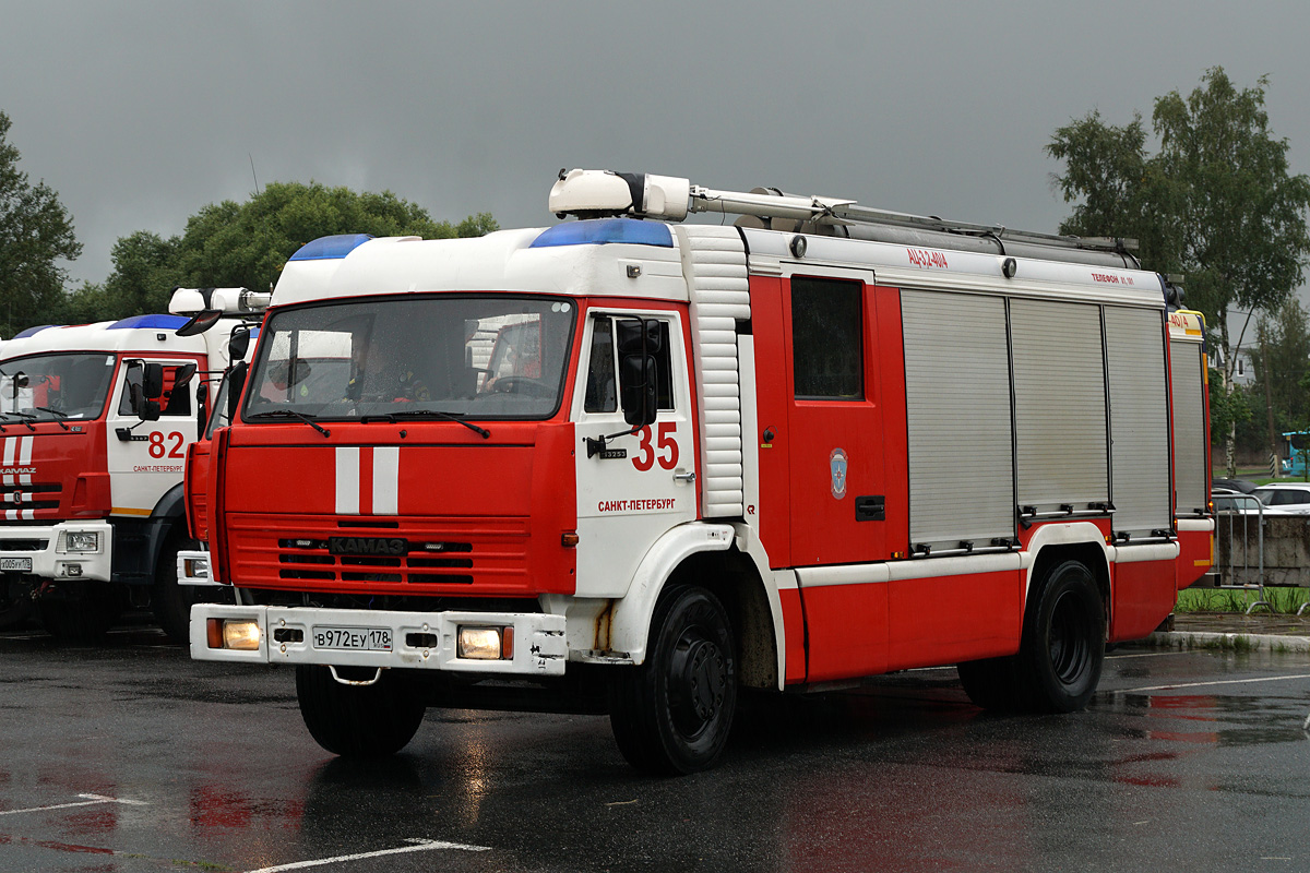 Санкт-Петербург, № В 972 ЕУ 178 — КамАЗ-43253-A3(96)