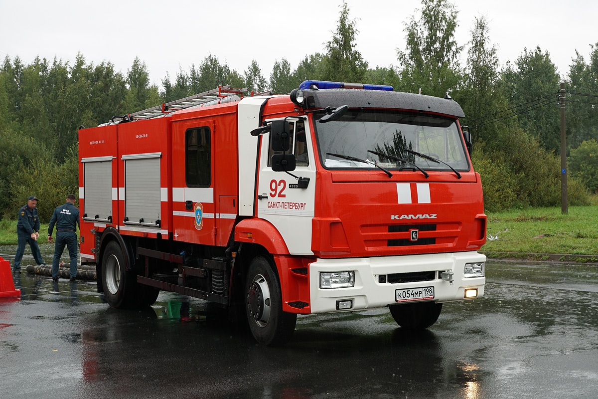 Санкт-Петербург, № К 054 МР 198 — КамАЗ-43253-G5(69)