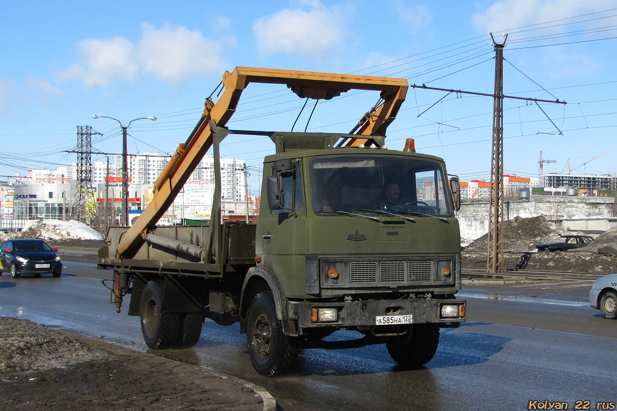 Алтайский край, № А 585 НА 122 — МАЗ-5337 [533700]