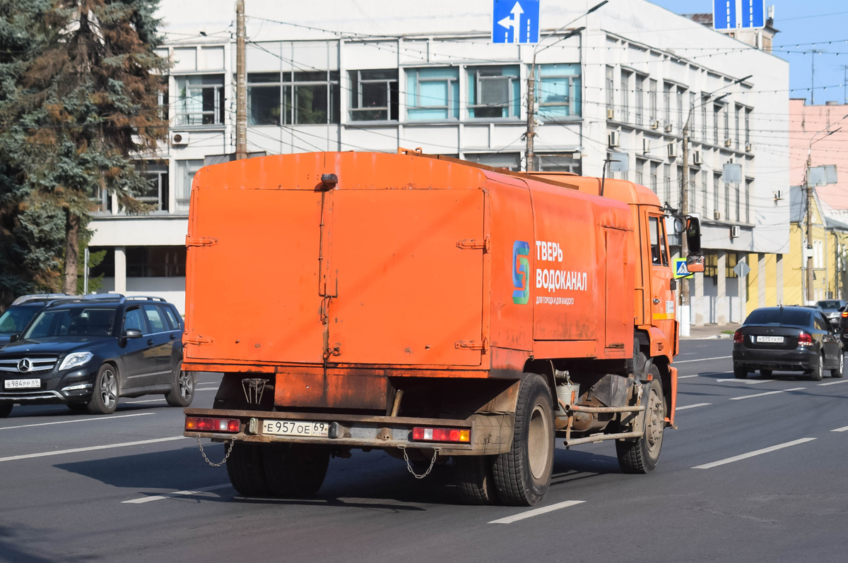 Тверская область, № Е 957 ОЕ 69 — КамАЗ-43253-H3(99)