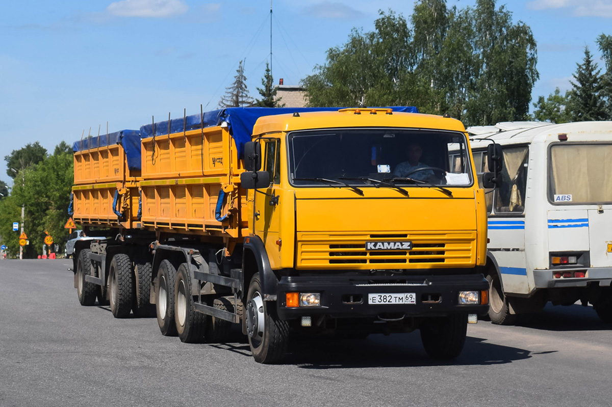 Тверская область, № Е 382 ТМ 69 — КамАЗ-65115 [651150]