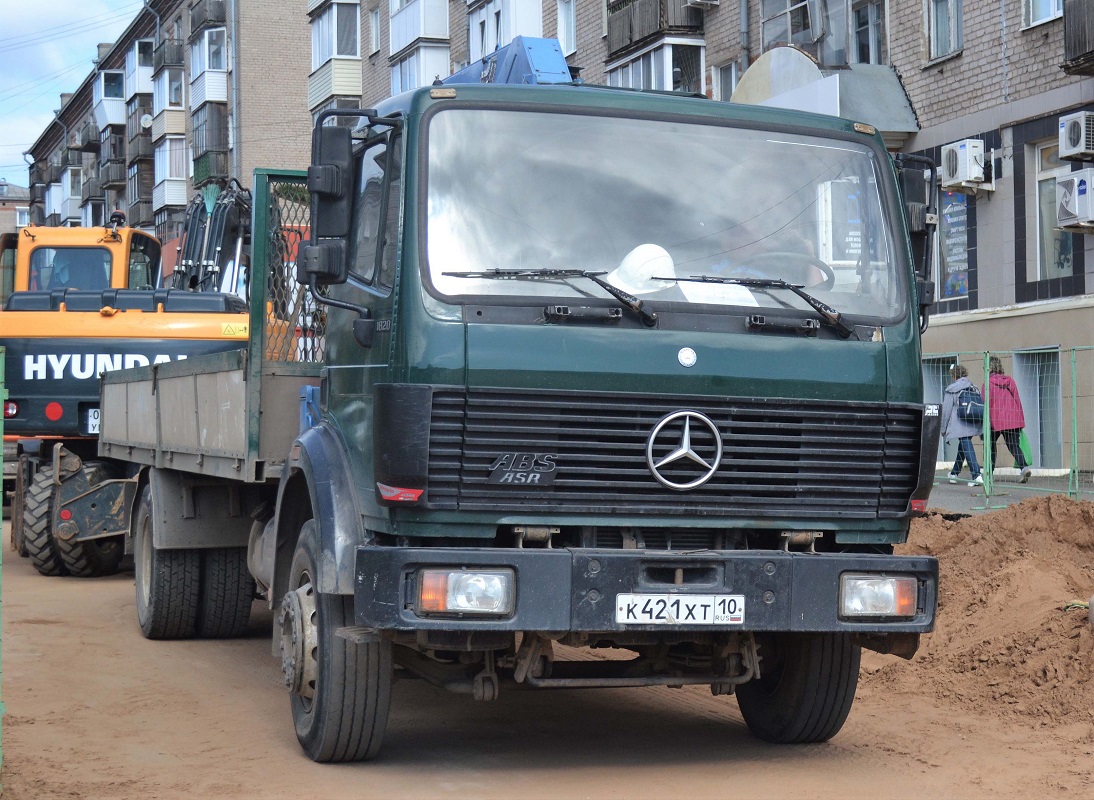 Удмуртия, № К 421 ХТ 10 — Mercedes-Benz SK 1820