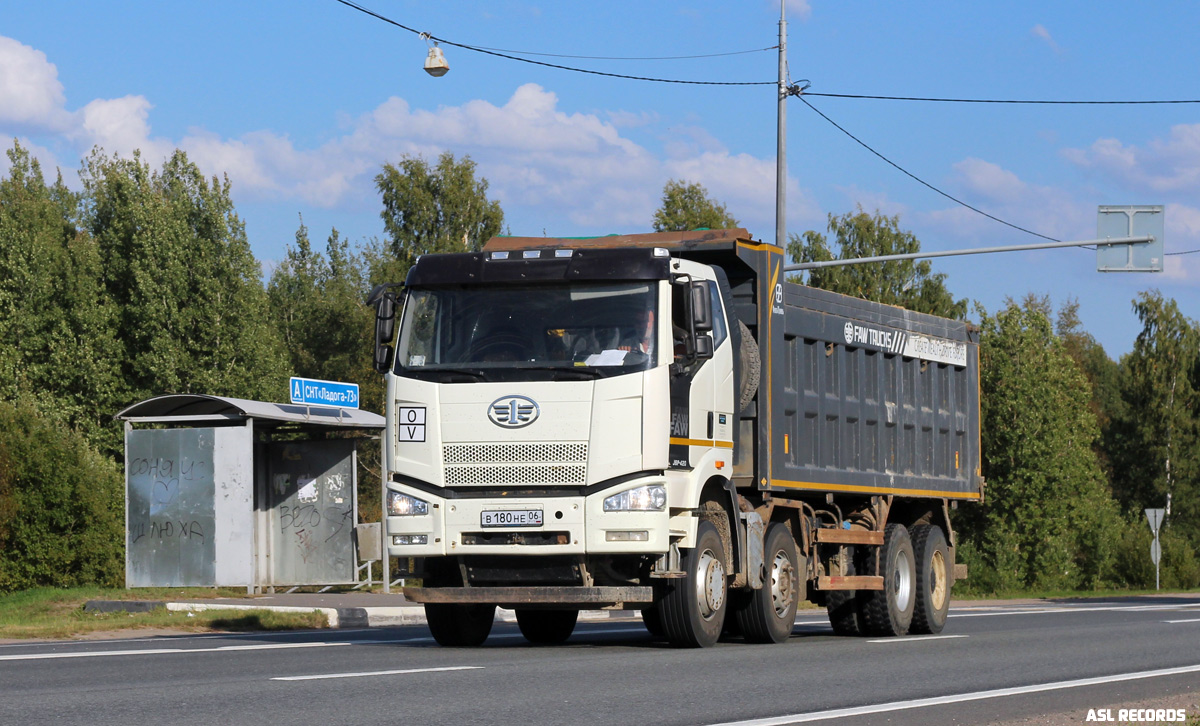 Санкт-Петербург, № В 180 НЕ 06 — FAW J6 CA3310
