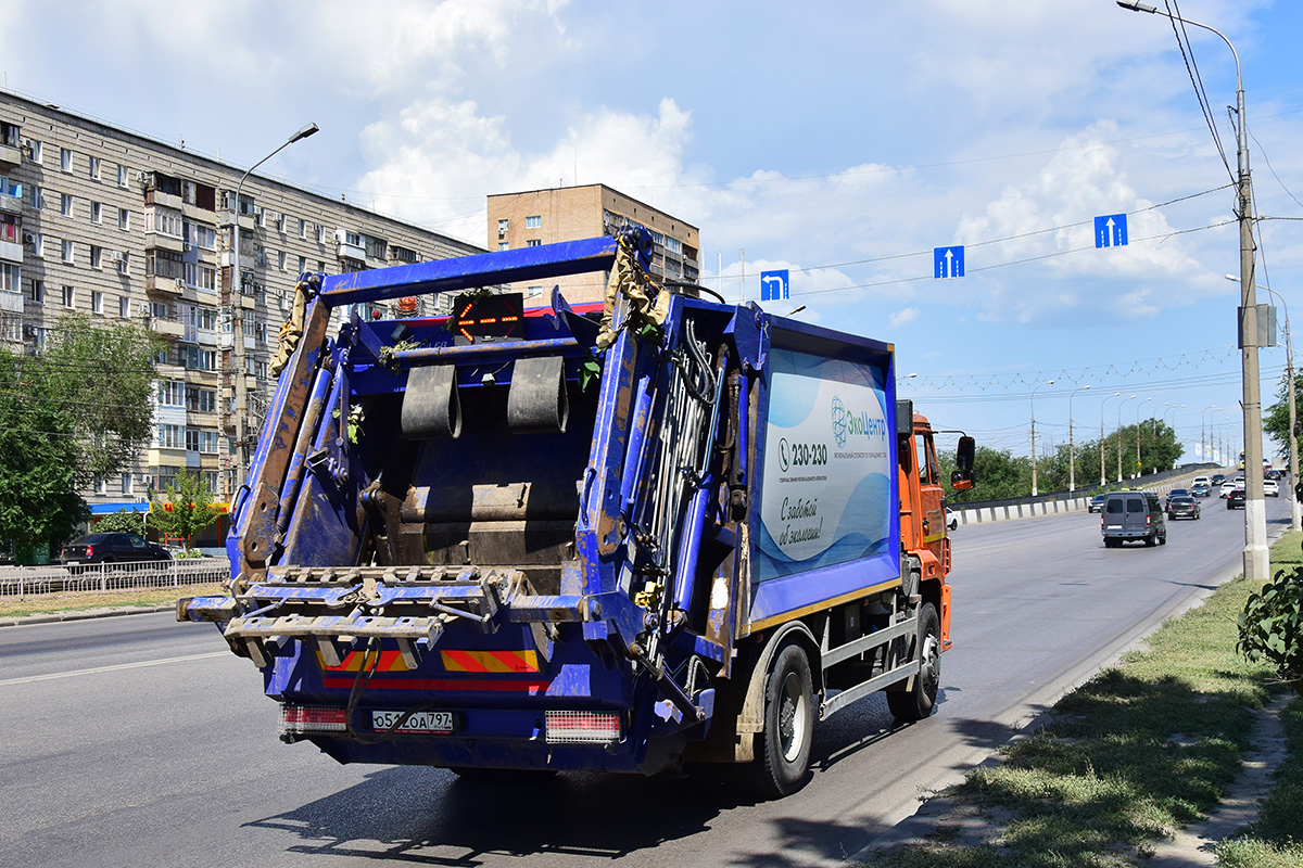 Волгоградская область, № О 512 ОА 797 — КамАЗ-53605-A5(48)