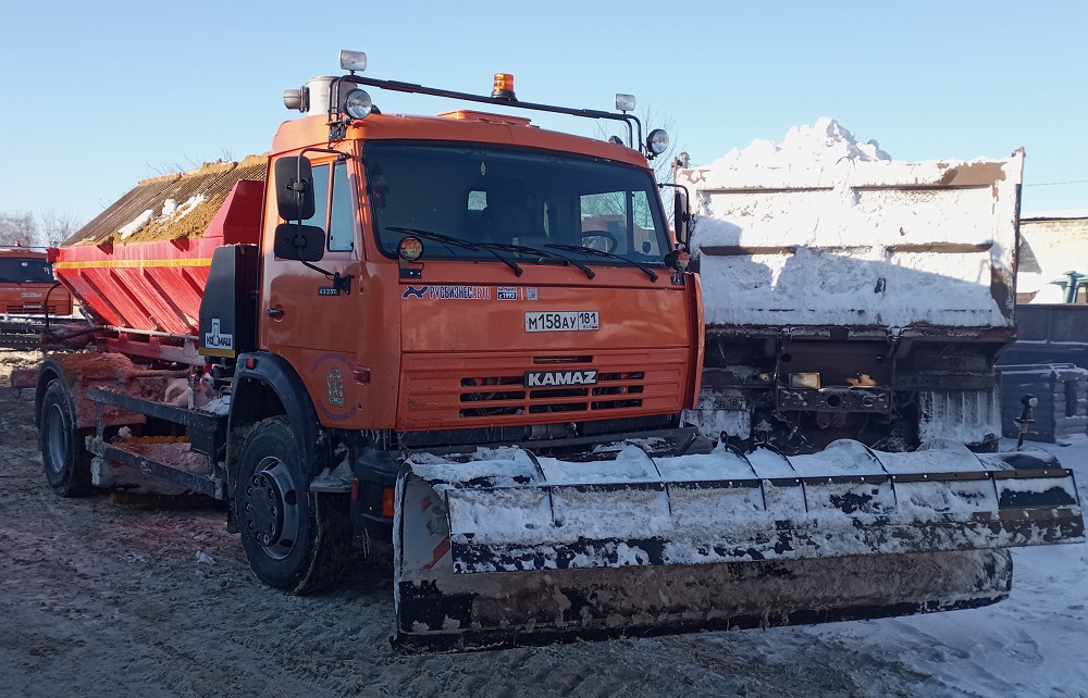 Луганская область, № М 158  АУ 181 — КамАЗ-43253-15 [43253R]