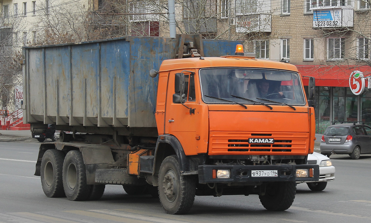 Свердловская область, № В 937 УО 196 — КамАЗ-65115-62