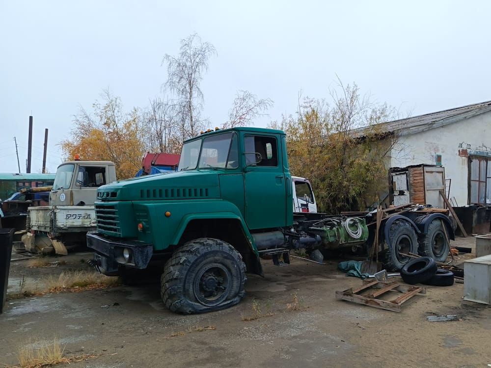 Саха (Якутия), № (14) Б/Н 0195 — КрАЗ-260; Саха (Якутия) — Автомобили без номеров