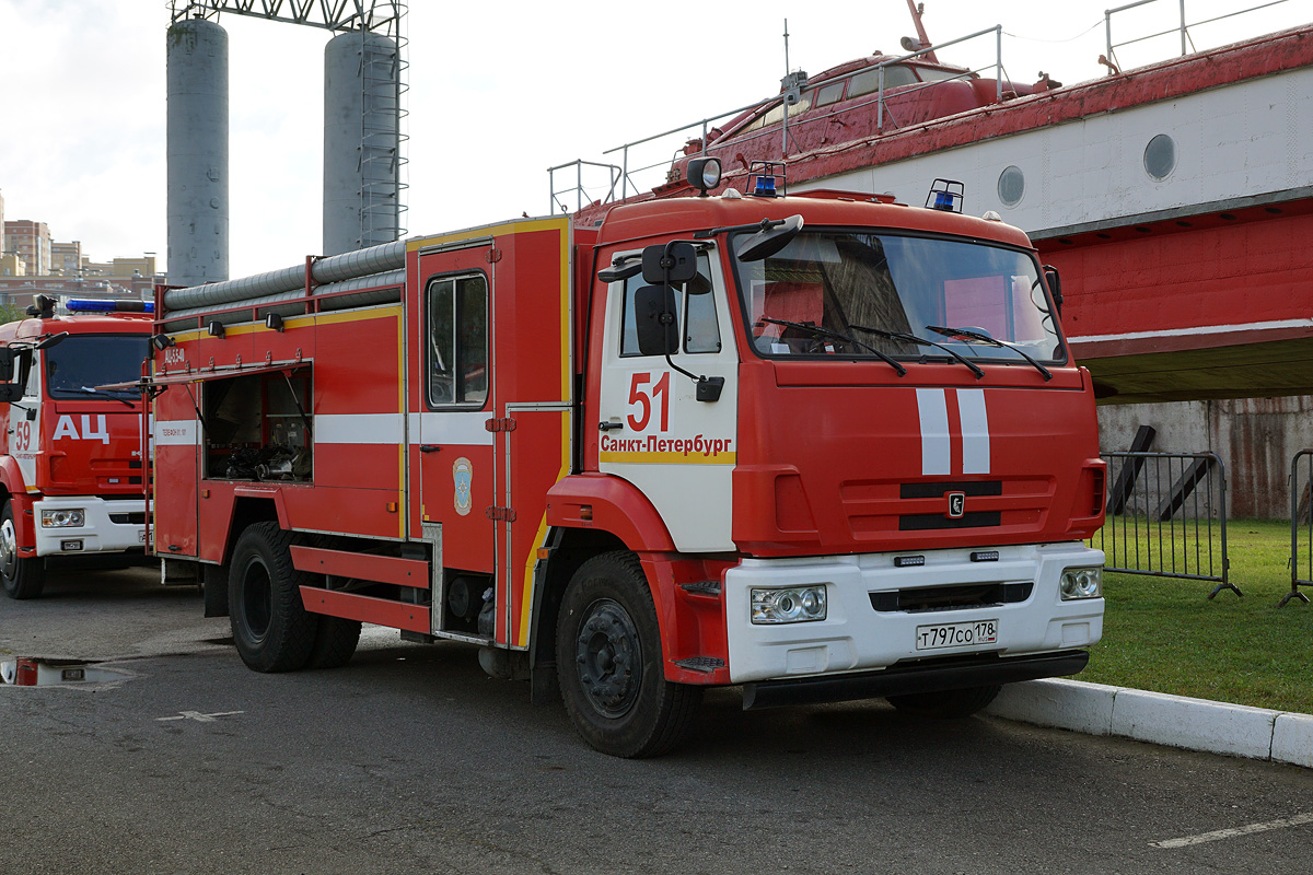 Санкт-Петербург, № Т 797 СО 178 — КамАЗ-43253-R4(28)