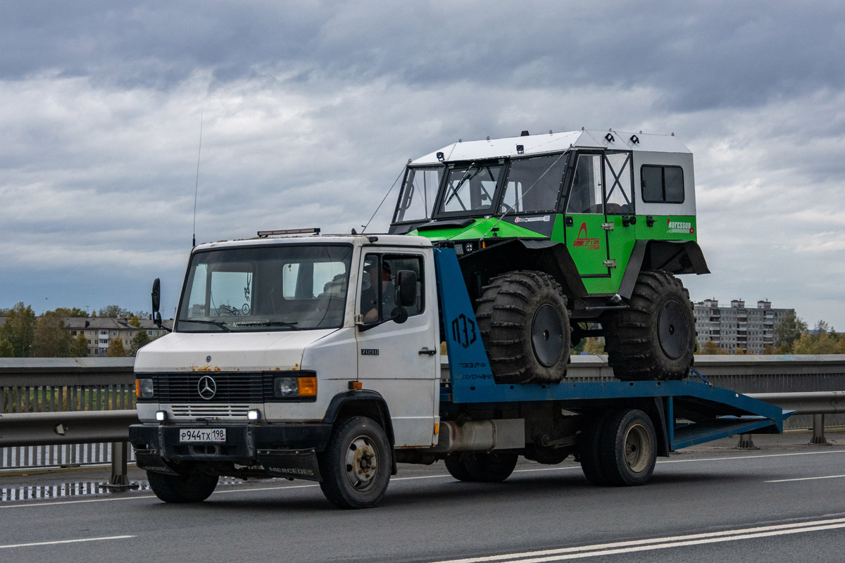 Санкт-Петербург, № Р 944 ТХ 198 — Mercedes-Benz T2 ('1986) 709