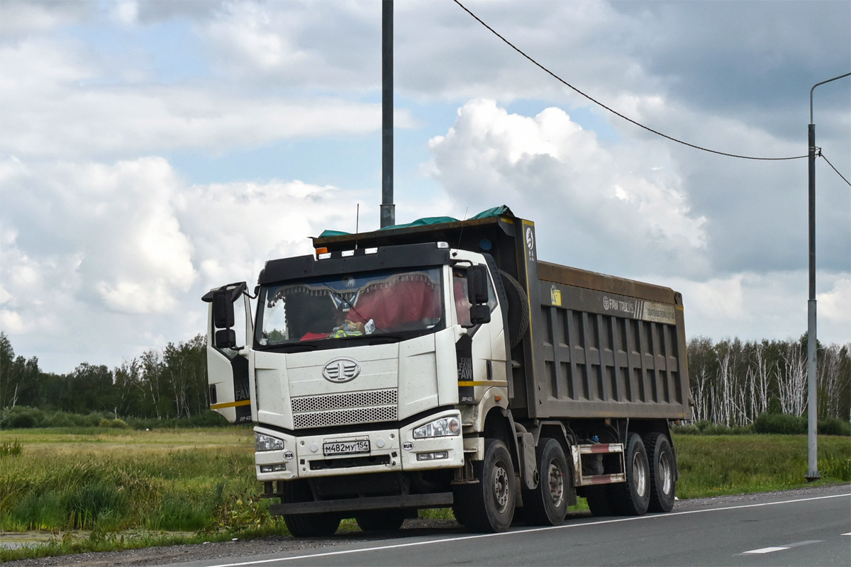 Новосибирская область, № М 482 МУ 154 — FAW J6 CA3310
