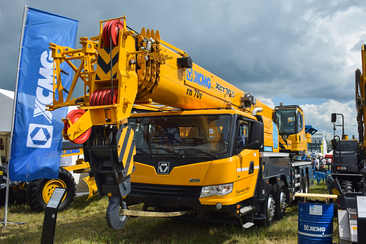 Алтайский край, № A 175 EK 977 — XCMG (общая модель); Алтайский край — Выставка "День Сибирского Поля 2024"; Транспортные средства без номеров (Алтайский край); Новая техника (Алтайский край)