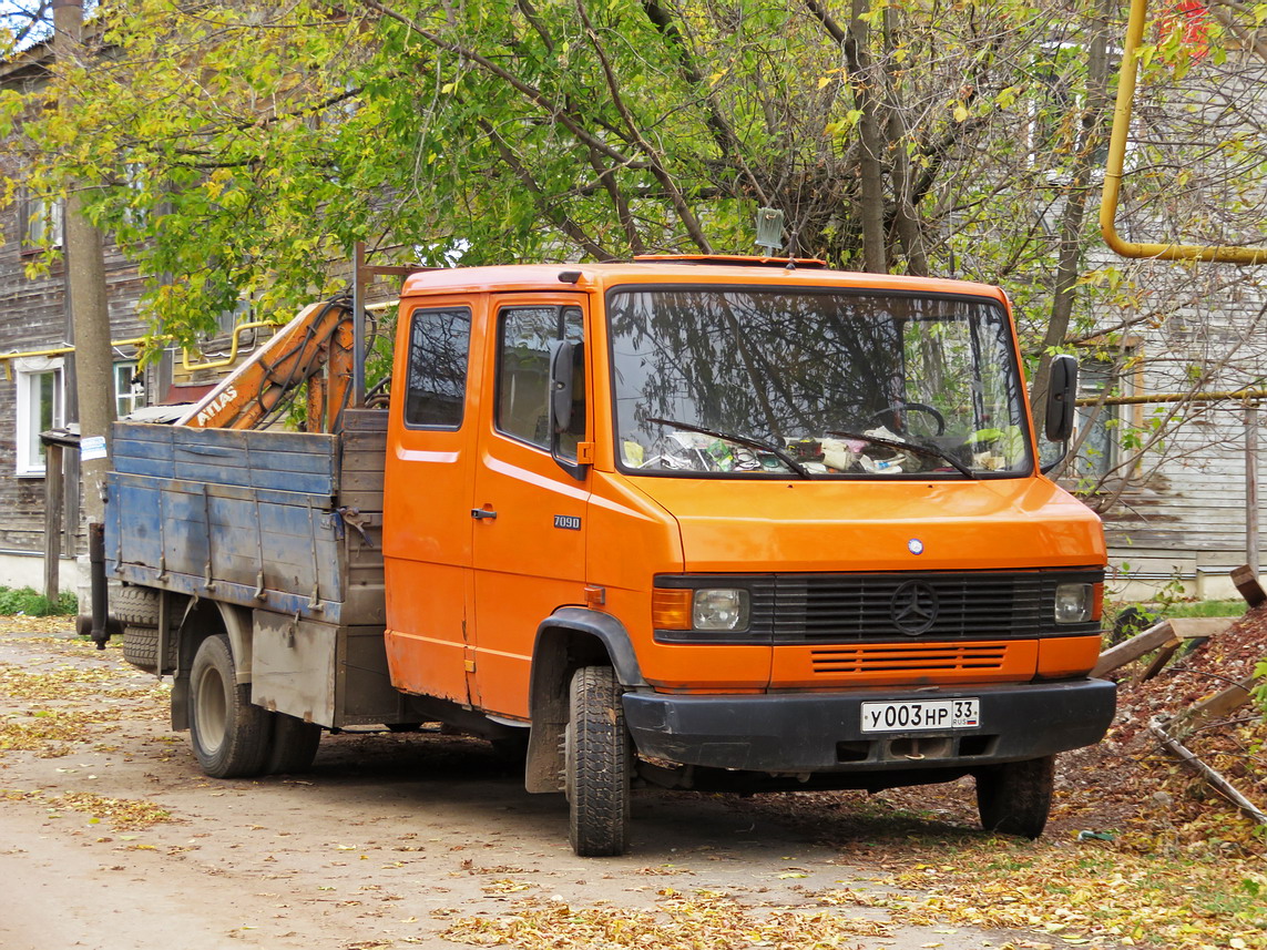 Кировская область, № У 003 НР 33 — Mercedes-Benz T2 ('1986) 709