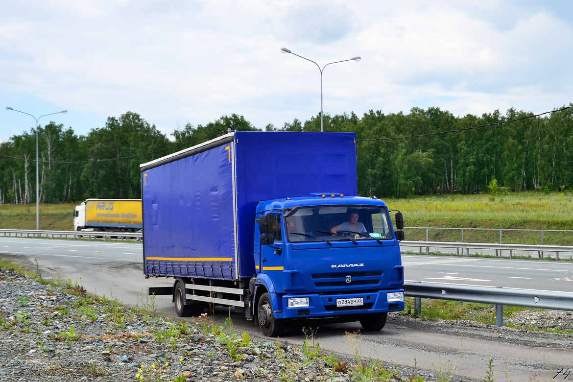 Архангельская область, № О 284 ВМ 29 — КамАЗ-4308-G5(69)