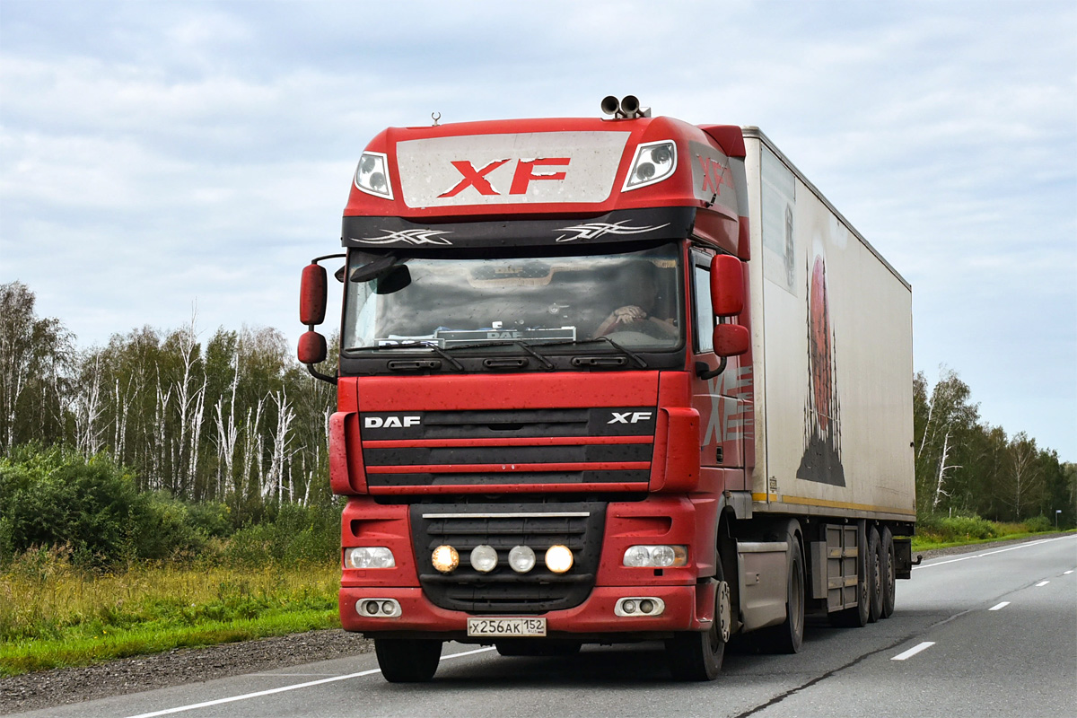 Нижегородская область, № Х 256 АК 152 — DAF XF105 FT